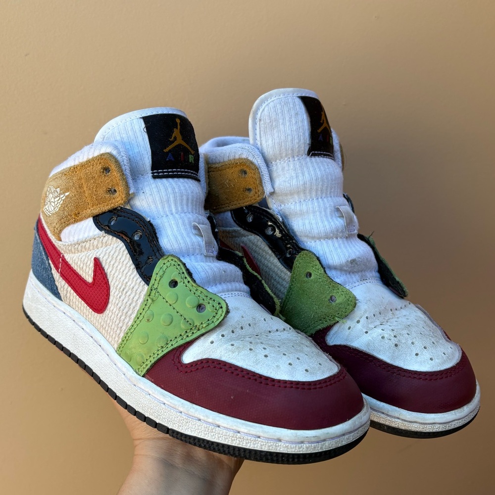 Nike air Jordan boys sneakers